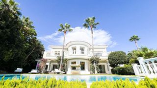 Chalet in Alto de los Monteros. Donde el mediterráneo se rinde a sus pies. villa con vistas pano