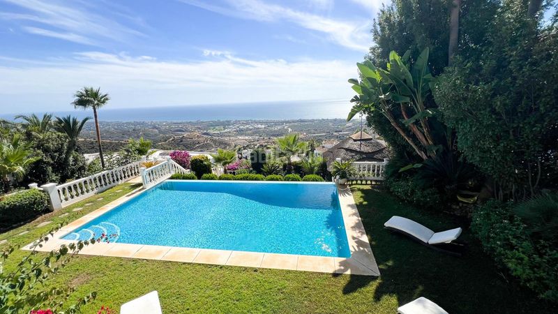 Foto 66b30846-28c8-4d13-b3fc-e346a82d270e. Xalet amb calefacció aparcament piscina a Alto de los Monteros Marbella