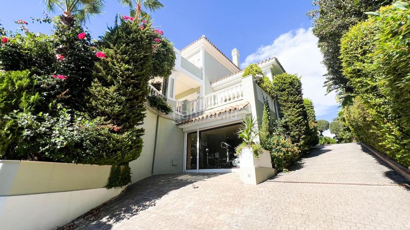 Foto faadac6e-e186-41eb-a08d-9b6b5c917142. Xalet amb calefacció aparcament piscina a Alto de los Monteros Marbella