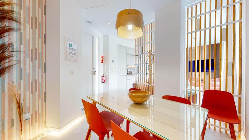 Foto 7c0c4c1f-0155-4e89-937d-49241160953d. Edificio fantástico complejo de apartamentos turísticos en primera línea de playa en Mijas
