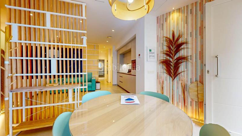 Foto fa61259e-9231-4d70-add6-3c1a7401f049. Edificio fantástico complejo de apartamentos turísticos en primera línea de playa en Mijas