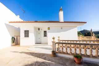 Casa en San Alberto - La Alcubilla - Florisol. Descubre tu refugio! bonito chalet en venta en florisol