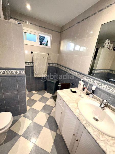 Foto 429b1a98-591b-43e0-857b-d3ee47dc6408. Xalet amb calefacció aparcament piscina a Valdeolletas - Las Cancelas - Xarblanca Marbella