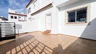 Casa adossada a Campillos. Chalet pareado muy luminoso en venta. obra nueva