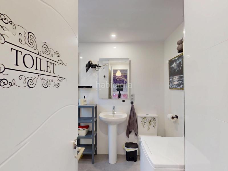 Foto a9f48481-bd1d-4785-9b8a-fde76fccd3fc. Planta baja piso en rentabilidad con vistas al mar y piscina en la cala , torrenueva en Mijas