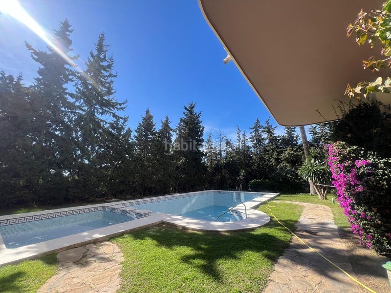 Foto 98cc5ecc-2c23-44bf-b398-068eabec139e. Pis amb calefacció aparcament piscina a Nueva Andalucía centro Marbella