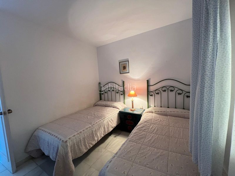 Foto a1766094-f310-4f46-9ac0-1a199ebcc0ed. Pis amb calefacció aparcament piscina a Nueva Andalucía centro Marbella