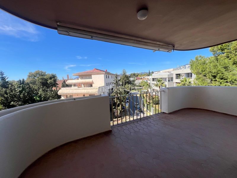 Foto af826e5c-c9f3-4bfb-9f7c-262ab9b93c19. Pis amb calefacció aparcament piscina a Nueva Andalucía centro Marbella