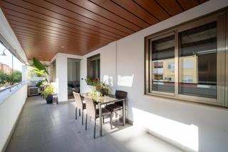 Apartament a Los Ríos. Exclusivo piso de 3 habitaciones con garaje y 2 trasteros unidos