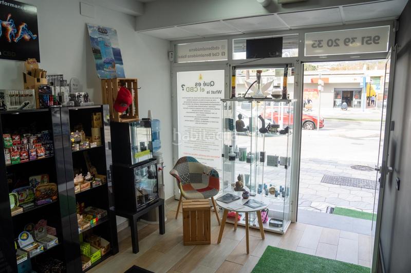 Foto 240cbfdf-f4b1-43b6-b3ad-7619a09ebd6b. Alquiler local comercial traspaso franquicia de herbolario exclusivo en puerto marina, . en Benalmádena
