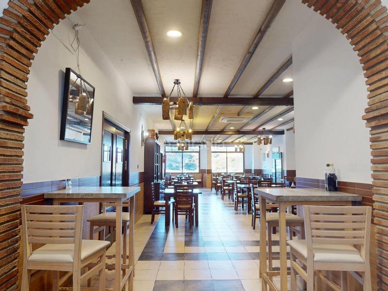 Foto 7231cf3d-2d6c-4b4f-996a-6520ab385df1. Alquiler local comercial traspaso restaurante . oportunidad!! en Benalmádena