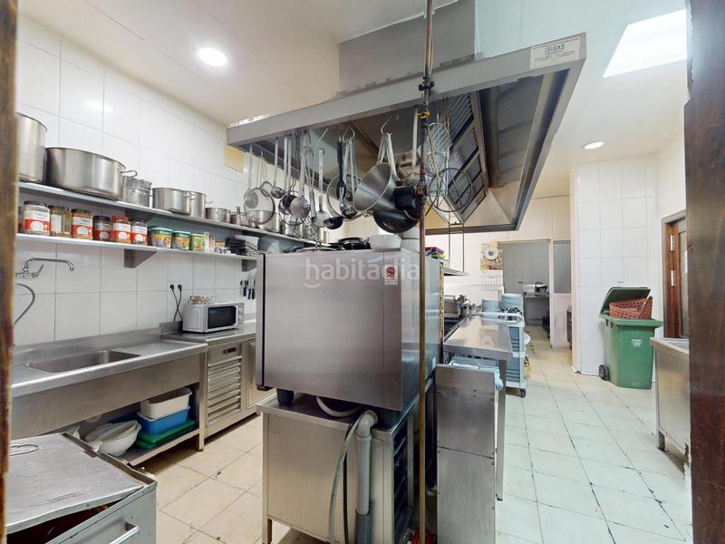Foto bc818d53-02a3-45f3-a6de-657ef671909c. Alquiler local comercial traspaso restaurante . oportunidad!! en Benalmádena