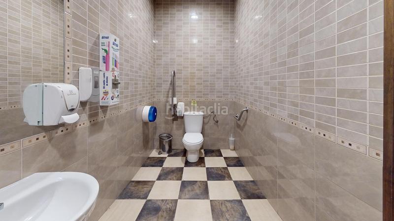 Foto 9550bf3f-33ec-4062-a092-ab43a146577a. Location local commercial dans Arroyo de la Miel Benalmádena