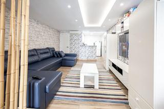 Haus in Puerto Deportivo. Casa mata reformada a 100 m del paseo marítimo  fuengirola