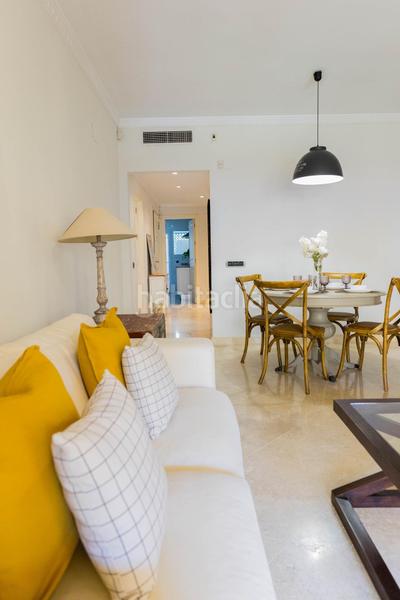 Foto 8003b8d7-277e-418b-a305-980c93e2e843. Apartamento magnífico piso de 3 dormitorios con terraza privada en nageles en Marbella