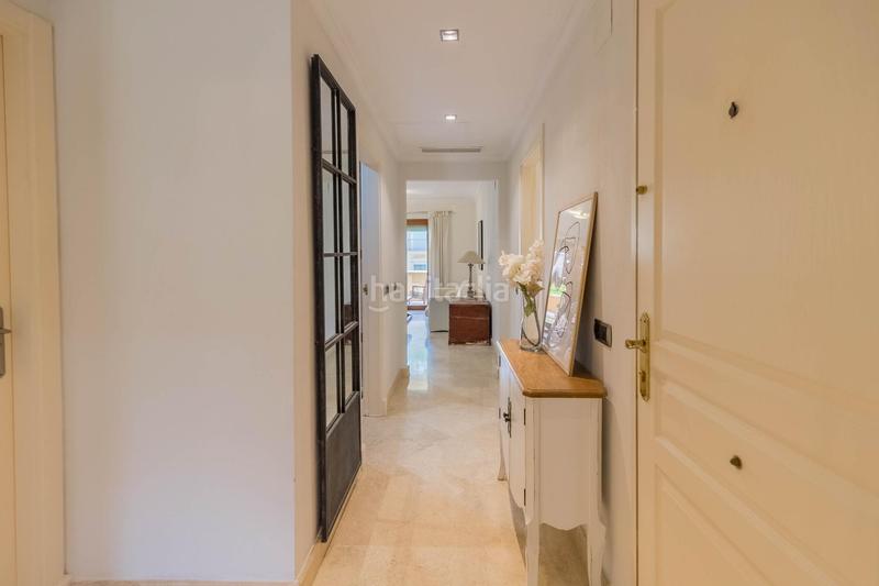 Foto bd30af6f-7f3d-4319-a4cf-e3b966f4f3b7. Apartamento magnífico piso de 3 dormitorios con terraza privada en nageles en Marbella
