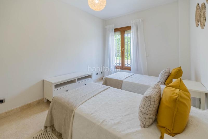 Foto c15f1f3d-7db5-4b71-af31-04eec9b41ff8. Apartamento magnífico piso de 3 dormitorios con terraza privada en nageles en Marbella