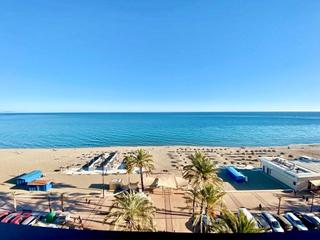 Appartement in Playa de los Boliches. Impresionante piso en primera línea de playa vistas increíbles y