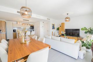 Apartamento en Castillo Sohail - Myramar. Lujoso apartamento con terrazas, piscinas y dos garajes en urban