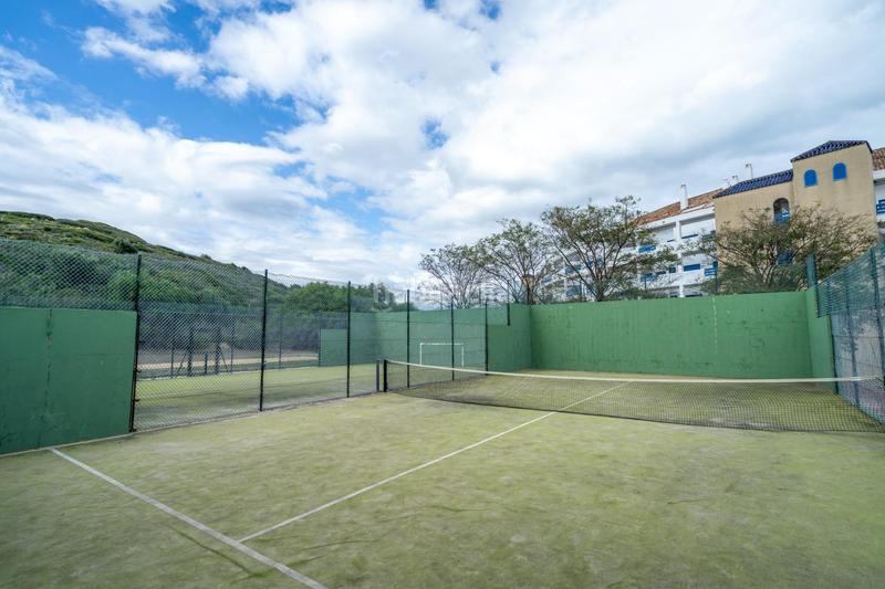 Foto ebc674e0-7573-427a-8089-c639399a6833. Appartement mit parking pool in La Duquesa Manilva