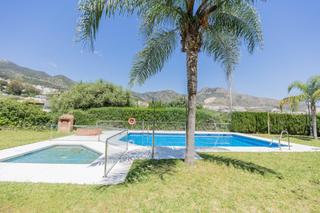 Casa adossada a Casablanca - La Viñuela. Chalet con vistas al mar  y la montaña  ubicación privilegiada