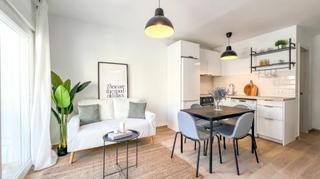 Flat in Calle calle cuartel de simancas 7. Vivienda reformada a 100 metros del paseo marítimo
