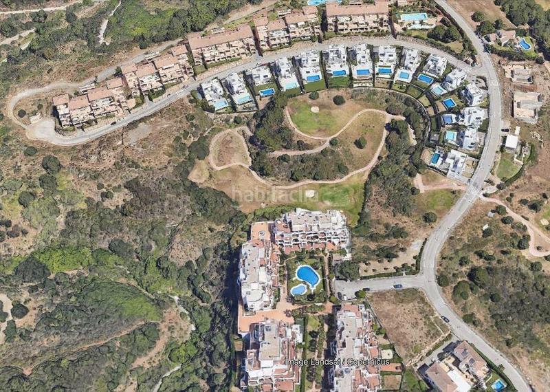 Foto ea7be1c5-a8c9-4f57-ac32-7da4d5101dbc. Residential plot in La Concha - Resina Golf Estepona