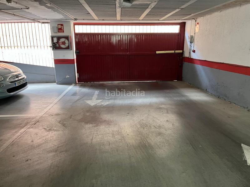 Foto 40aa375c-6591-4909-9904-9dbc3181b06e. Autoparkplatz in Solymar Benalmádena