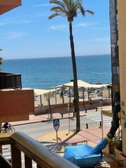 Apartament a Puerto Deportivo. Vivienda en primera línea de playa  paseo marítimo rey de españa