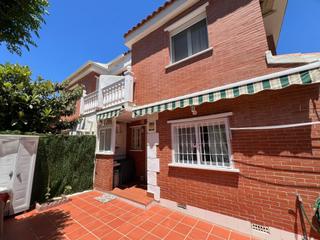 Maison jumelée à Manantiales - Lagar - Cortijo. Magnifico chalet pareado en alhaurin de la torre