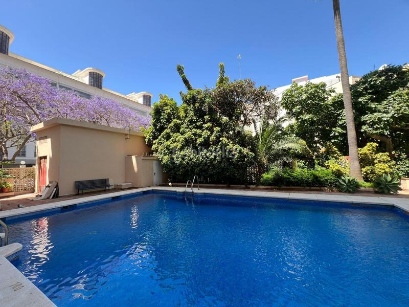 Foto fb01d8e3-b35c-464a-9e83-8052999acde8. Estudio amplio estudio reformado 2a linea de playa centro en Marbella