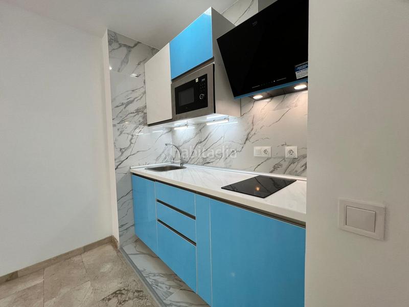 Foto fe44d7e2-d155-4f59-9931-84bc32622469. Estudio amplio estudio reformado 2a linea de playa centro en Marbella