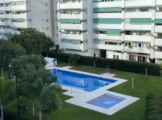 Appartement à Castillo Sohail - Myramar. Piso en conjunto residencial myramar, fuengirola  muy cerca del
