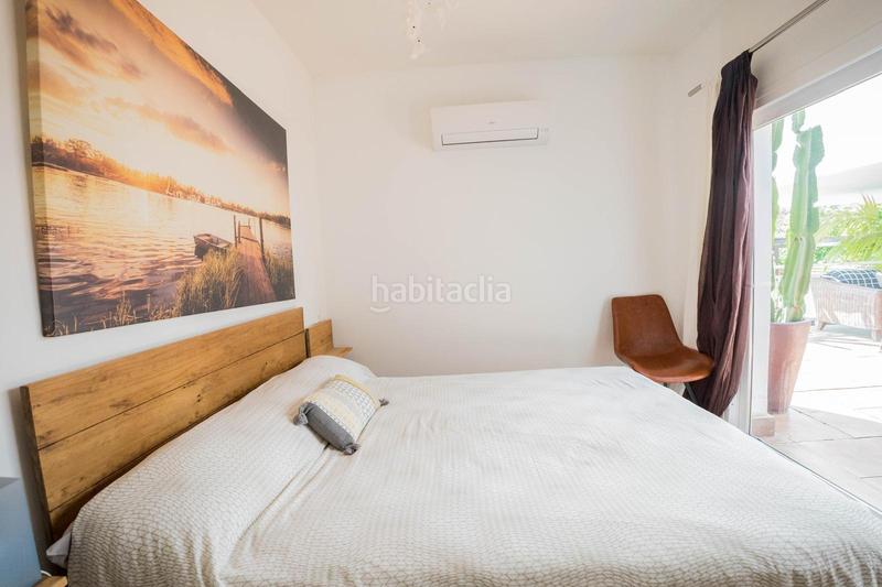 Foto 41128daf-5251-4625-8a82-18be4b3ed61f. Chalet villa con vistas despejadas en jardines del águila costa en Mijas