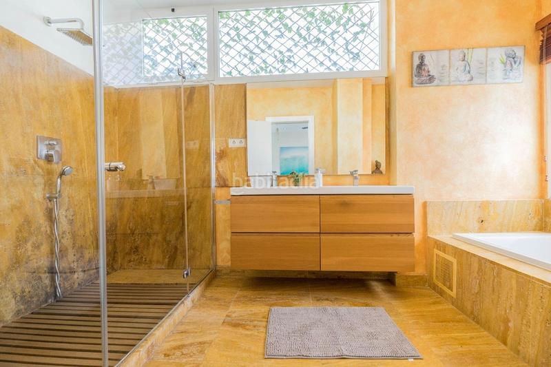 Foto 523b7485-6662-4c36-a111-0663d8232f9b. Chalet villa con vistas despejadas en jardines del águila costa en Mijas
