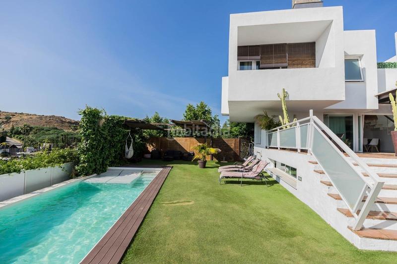 Foto e535371b-e1be-43d1-abfb-f66dd135dea3. Chalet villa con vistas despejadas en jardines del águila costa en Mijas