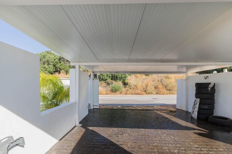 Foto ecd026c4-11b2-4653-8d29-f492ea392329. Chalet villa con vistas despejadas en jardines del águila costa en Mijas