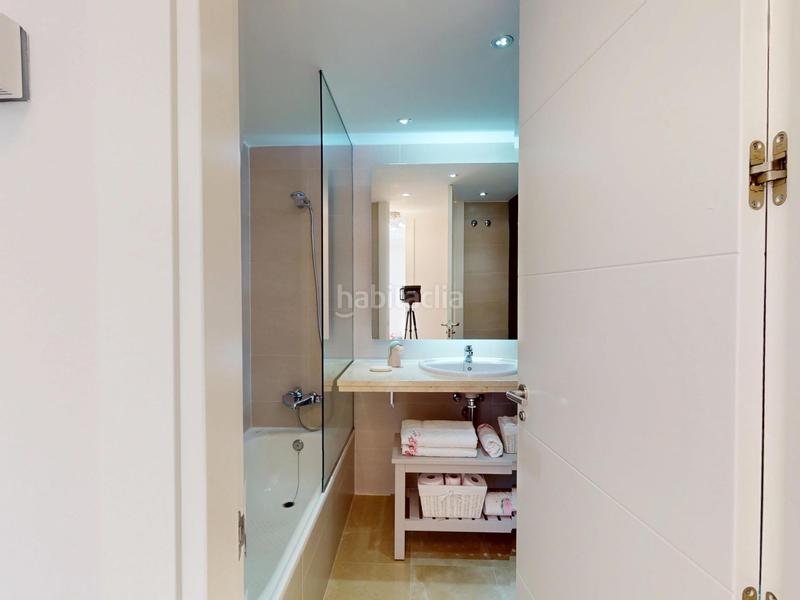 Foto 3c350a53-c241-4c9d-9ba4-4b61e2e9c2ac. Pis amb aparcament piscina a Chullera Manilva