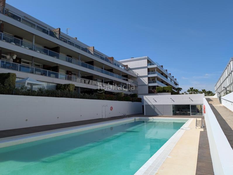 Foto f46bd193-5d08-444a-b0aa-a6b80716e2c5. Pis amb aparcament piscina a Chullera Manilva