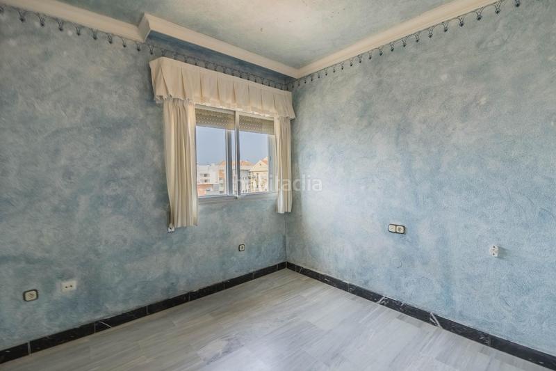 Foto 7baa3f1d-fa1b-4786-8620-9ffe2b0ede3d. Ático amplio y céntrico ático con terraza y vistas al mar en Fuengirola