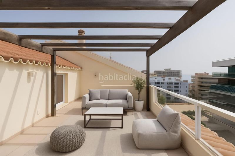 Foto f8082928-47a5-4e15-8faa-7cb55a3cedc6. Ático amplio y céntrico ático con terraza y vistas al mar en Fuengirola