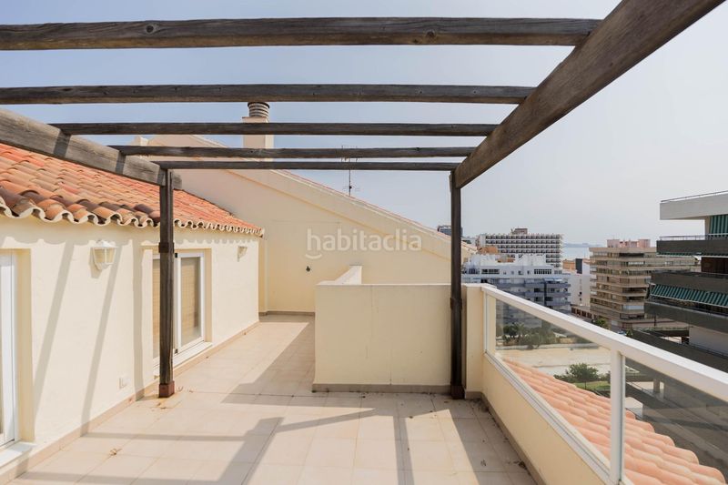 Foto ceff54fe-f479-49d3-a980-a57939f3d4f4. Àtic amb calefacció aparcament piscina a Puerto Deportivo Fuengirola