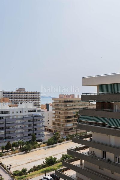 Foto d77b752a-4b2c-4e06-ab27-1a8e4ff19735. Àtic amb calefacció aparcament piscina a Puerto Deportivo Fuengirola