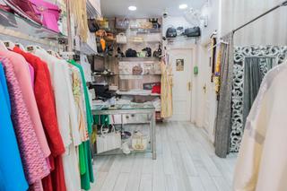 Traspàs Local Comercial a Puerto Deportivo. Traspaso tienda de indumentaria.