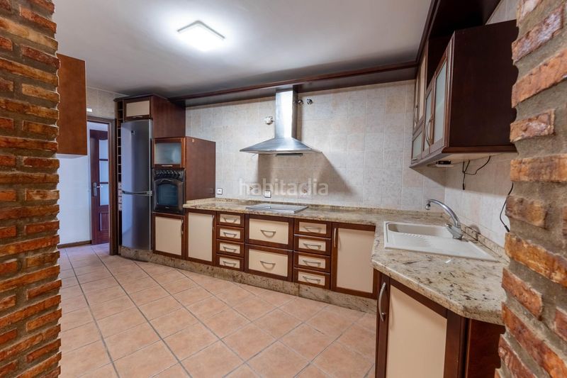 Foto d40150fd-1ed8-4b5a-9a1f-0a65530b287f. Apartament amb aparcament piscina a Los Ríos Mijas
