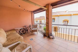 Apartament a Rancho Domingo - La Hacienda. Hermoso apartamento de 2 dorm en planta media y en el corazón de