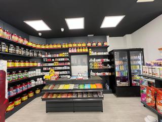 Traspàs Local Comercial a La Unión - Cruz de Humilladero - Los Tilos. Se traspasa negocio de franquicia musclecult  nutrición deportiv