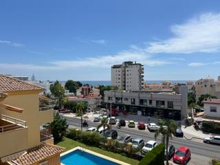 Apartament a Montemar. Vive a pasos del mar  en la carihuela !