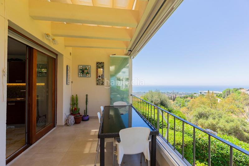 Foto 33946b66-ac78-4d45-a34a-5bd9bc1e1258. Duplex avec chauffage parking piscine dans Alto de los Monteros Marbella