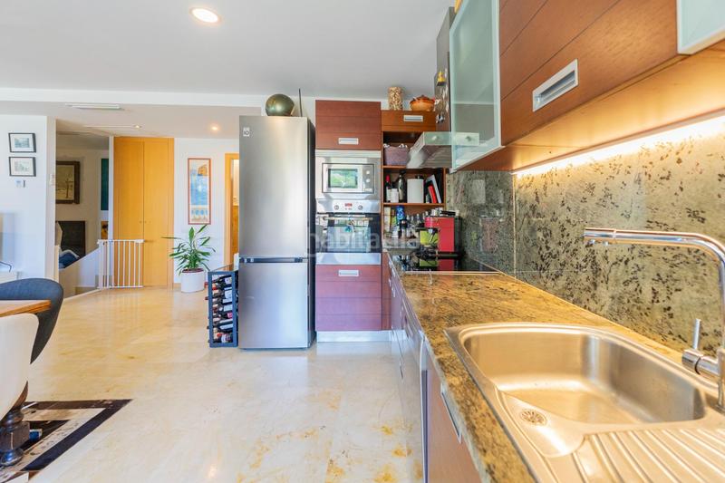 Foto 6c3d99db-e5de-4a2c-a394-75291ac7b735. Duplex avec chauffage parking piscine dans Alto de los Monteros Marbella